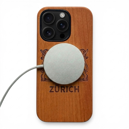 Zürich Wappen Eden Case aus Kirschholz für das iPhone 16 Pro Max mit MagSafe