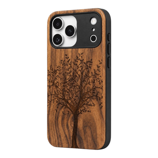Lebensbaum Eden Case aus Nussbaumholz für das iPhone 17 Pro mit MagSafe