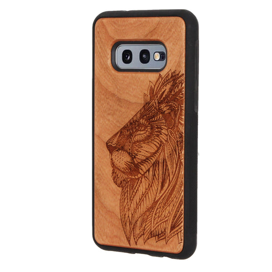 Löwen Eden Case aus Kirschholz für Samsung Galaxy S10e