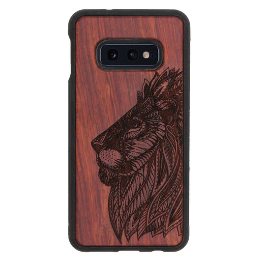 Löwen Eden Case aus Rosenholz für Samsung Galaxy S10e