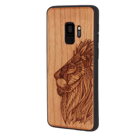 Lion Eden Case made with Cherry Wood for the Samsung Galaxy S9